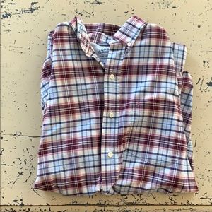 Izod long sleeve button down shirt